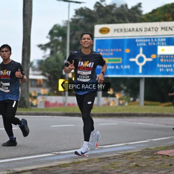 Runner Photo 3996642