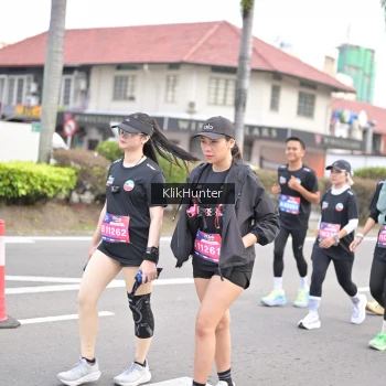 Runner Photo 3996645