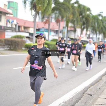 Runner Photo 3996647