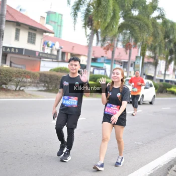 Runner Photo 3996656