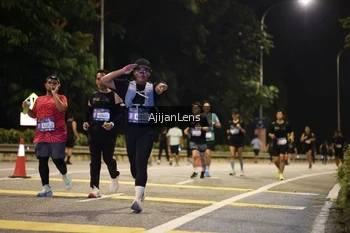 Runner Photo 3996657