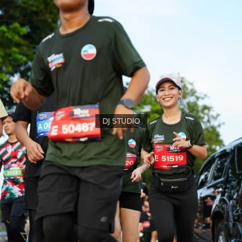 Runner Photo 3996677