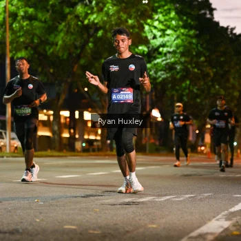 Runner Photo 3996679