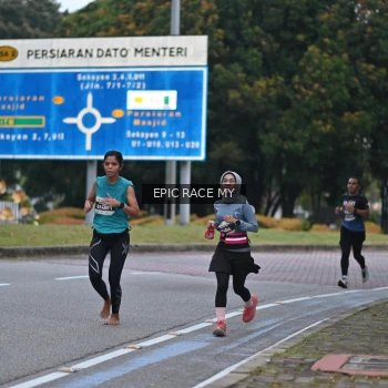 Runner Photo 3996691