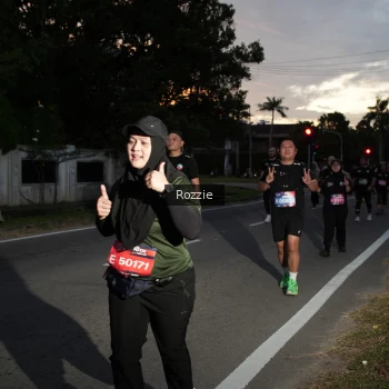 Runner Photo 3996698