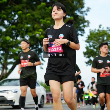 Runner Photo 3996706