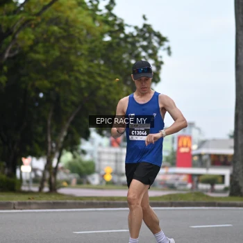 Runner Photo 3996718