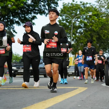 Runner Photo 3996722