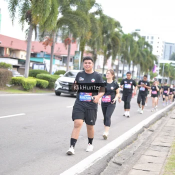 Runner Photo 3996725