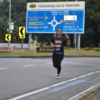 Runner Photo 3996748