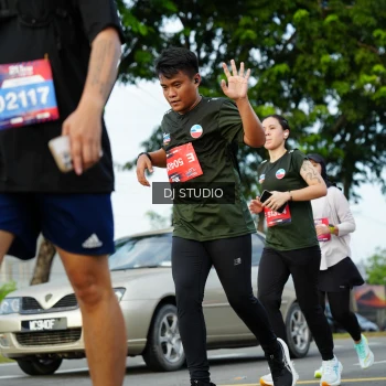 Runner Photo 3996809
