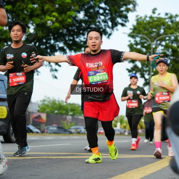 Runner Photo 3996851