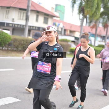 Runner Photo 3996876