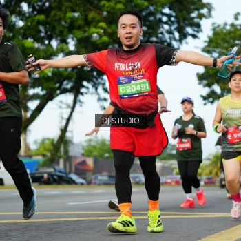 Runner Photo 3996887
