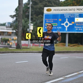 Runner Photo 3996893