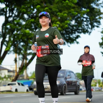 Runner Photo 3996914