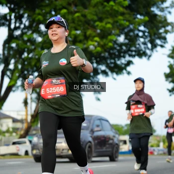 Runner Photo 3996918