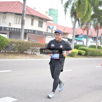 Runner Photo 3996933