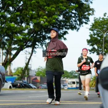 Runner Photo 3996944
