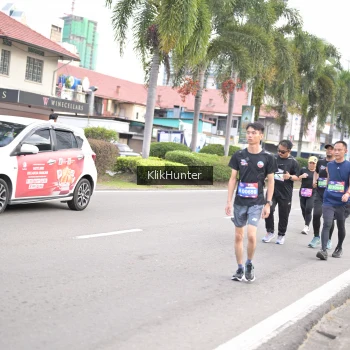 Runner Photo 3996955