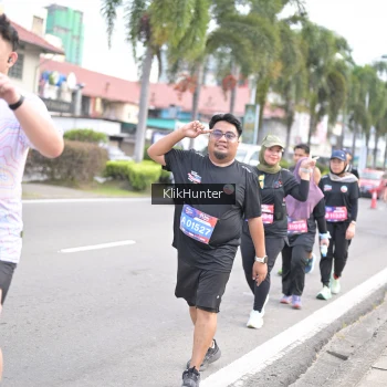 Runner Photo 3996963