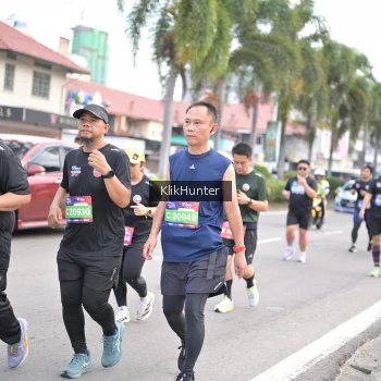Runner Photo 3996970