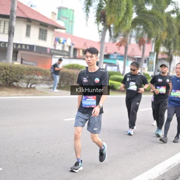 Runner Photo 3996982