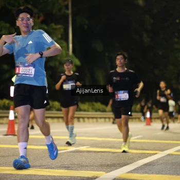 Runner Photo 3996987