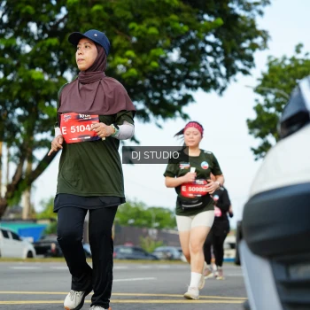 Runner Photo 3996992