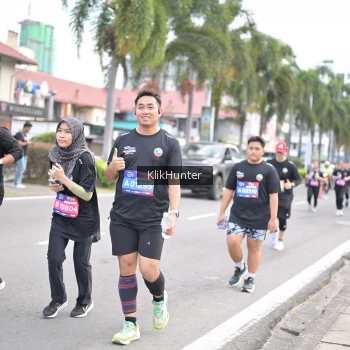 Runner Photo 3997016