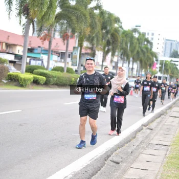 Runner Photo 3997072