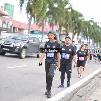 Runner Photo 3997108