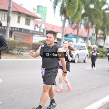 Runner Photo 3997112