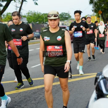 Runner Photo 3997126