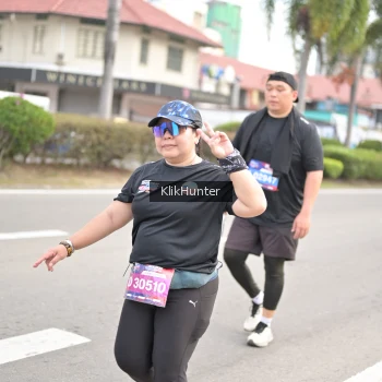 Runner Photo 3997156