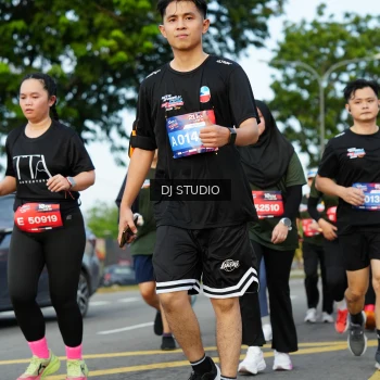 Runner Photo 3997362