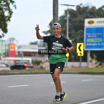 Runner Photo 3997366
