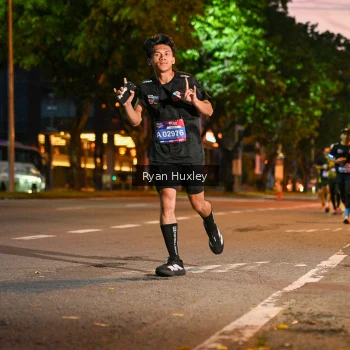 Runner Photo 3997373