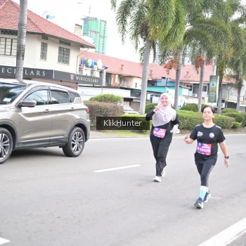 Runner Photo 3997495