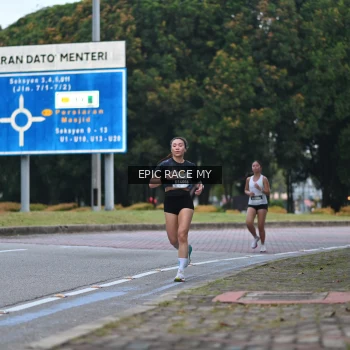 Runner Photo 3997501
