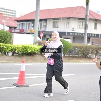 Runner Photo 3997506