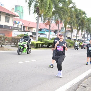 Runner Photo 3997513