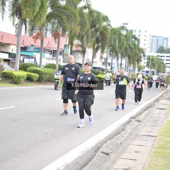 Runner Photo 3997515