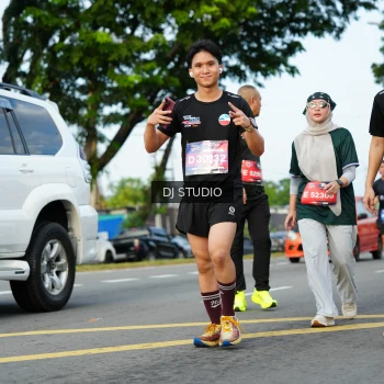Runner Photo 3997516
