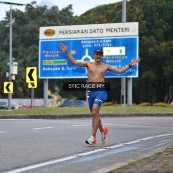 Runner Photo 3997530