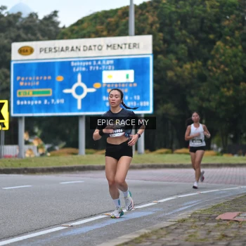 Runner Photo 3997540