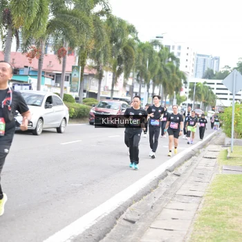 Runner Photo 3997563