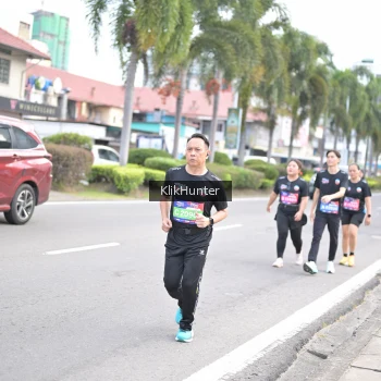 Runner Photo 3997586