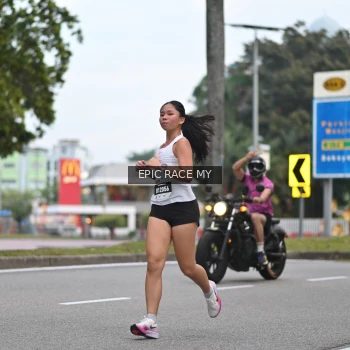 Runner Photo 3997593