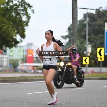 Runner Photo 3997599